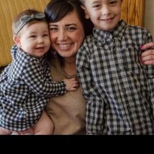 Meet your Posher, Lauren